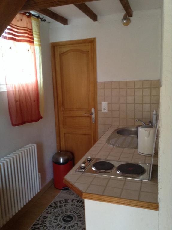 Chinchon Apartment L'Isle-sur-la-Sorgue Exterior photo